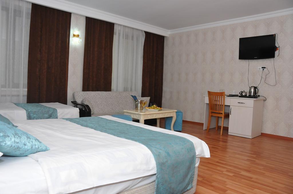 Xudaferin Hotel Bakoe Buitenkant foto